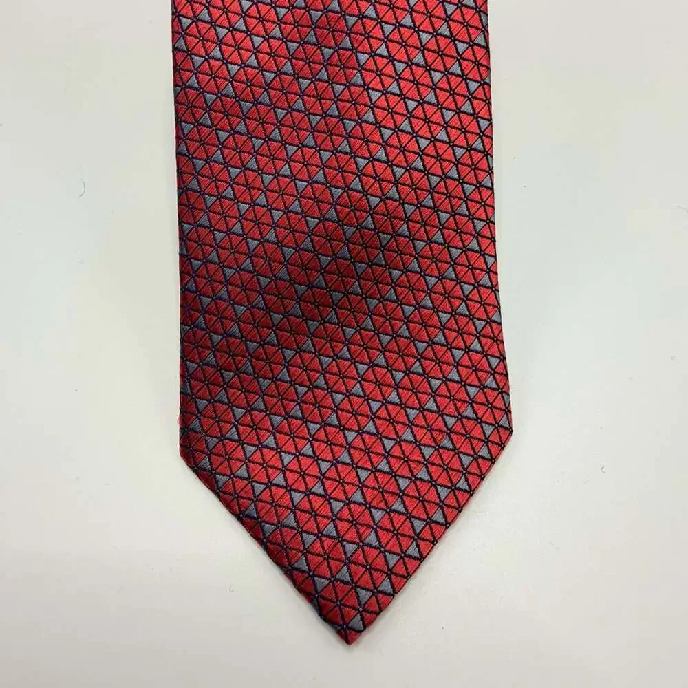 Barcelona Cravatte Red and Blue Geometric Triangle Pattern Silk Necktie